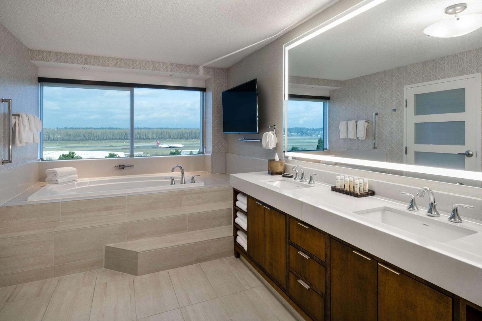 Embassy Suites By Hilton Portland Airport Exteriér fotografie