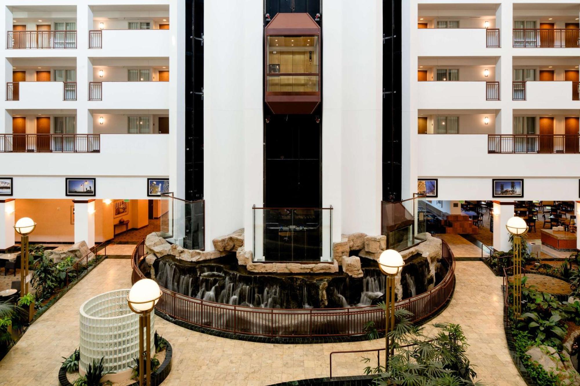 Embassy Suites By Hilton Portland Airport Exteriér fotografie